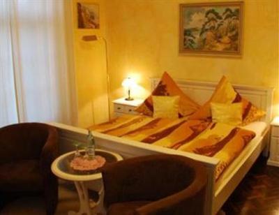 фото отеля Hotel Pension Waldcafe St. Georg