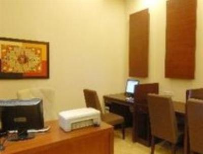 фото отеля Manado Quality Hotel