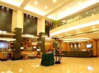 фото отеля Manado Quality Hotel