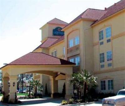 фото отеля La Quinta Inn & Suites Cleburne