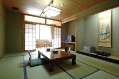 фото отеля Okuhida Yakushi No Yu Honjin