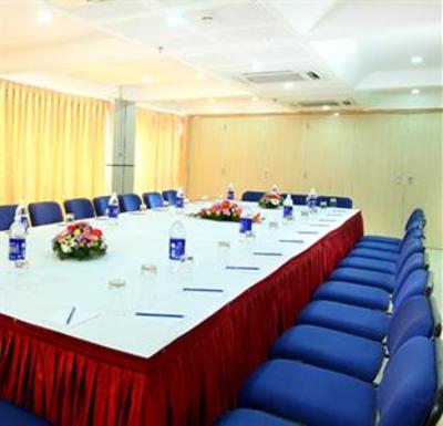 фото отеля Asset Summit Suites