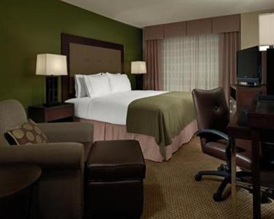 фото отеля Holiday Inn Express Hotel & Suites Knoxville