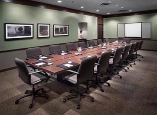 фото отеля Holiday Inn Express Hotel & Suites Knoxville