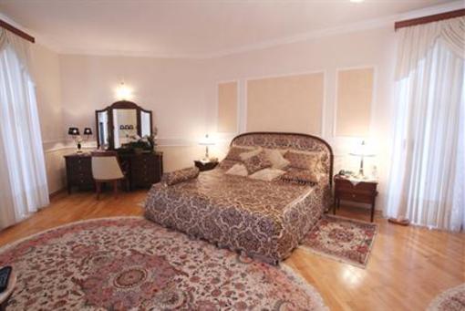 фото отеля Oktyabrskiy Resort