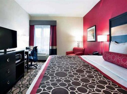 фото отеля La Quinta Inn & Suites Starkville