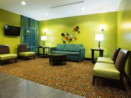 фото отеля La Quinta Inn & Suites Starkville