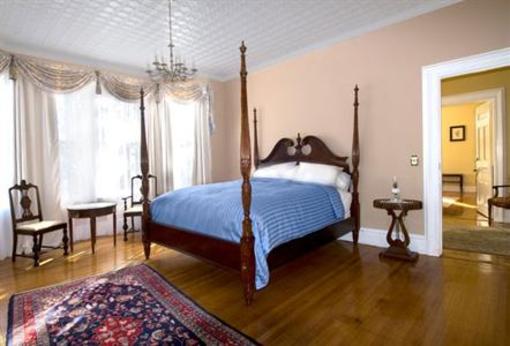 фото отеля A Kingston B&B At The Thomas L. Southwick House