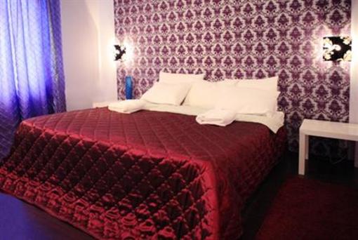 фото отеля Paradise Hotel at Novoslobodskaya