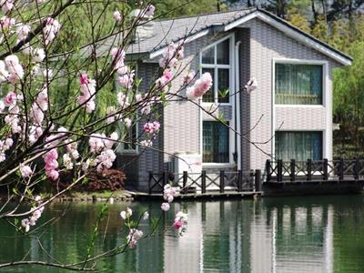 фото отеля Sunny Holiday Resort Huzhou