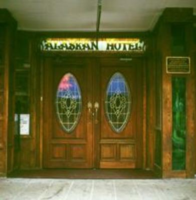 фото отеля The Alaskan Hotel & Bar