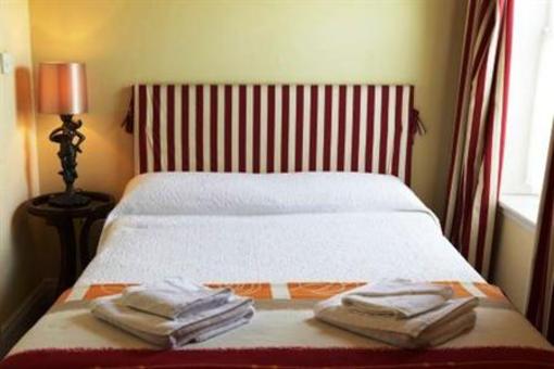 фото отеля Crotty's Pub B&B