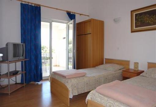 фото отеля Apartmani Dvorski
