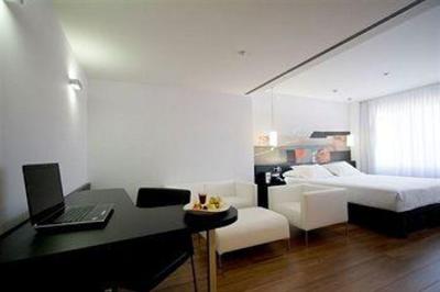 фото отеля Axor Barajas Hotel