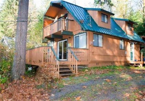 фото отеля Mount Baker Lodging Cabins Maple Falls