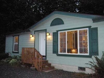 фото отеля Mount Baker Lodging Cabins Maple Falls