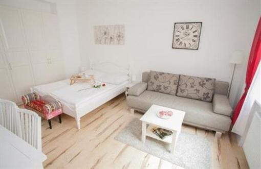 фото отеля Traditional Apartments Vienna Tav City