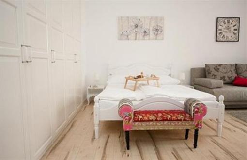 фото отеля Traditional Apartments Vienna Tav City