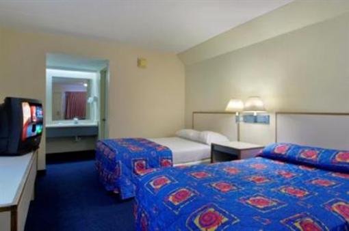 фото отеля Red Roof Inn Jackson-Fairgrounds