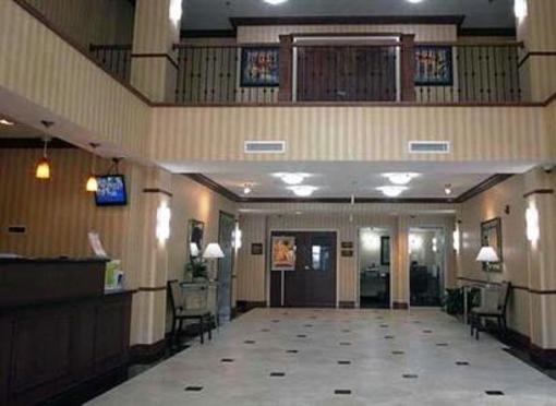 фото отеля Travelodge Lake City High Springs