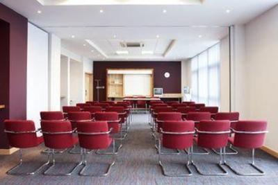 фото отеля Holiday Inn Express Hamilton