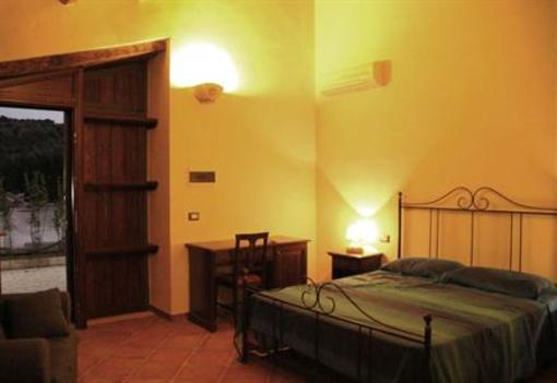 фото отеля Agriturismo La Fiumara