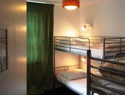 фото отеля Weltempfanger Backpacker Hostel & Cafe