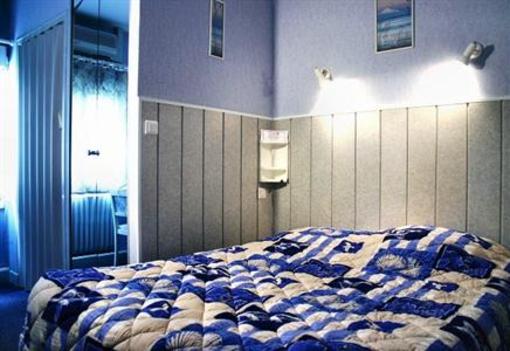 фото отеля Logis Auberge des Voiliers Hotel Langres