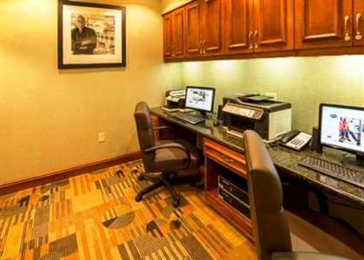 фото отеля Hampton Inn Presque Isle