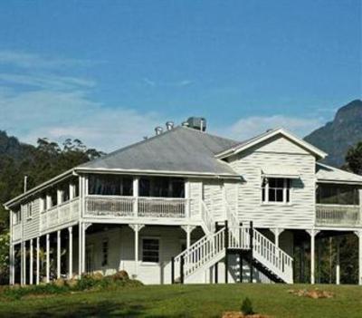 фото отеля Mavis's Cabins at Mount Warning