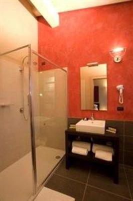 фото отеля One Mhotel