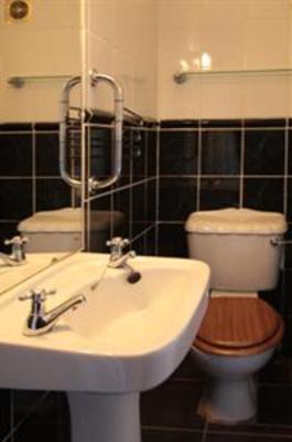 фото отеля Hazelwood Guest House