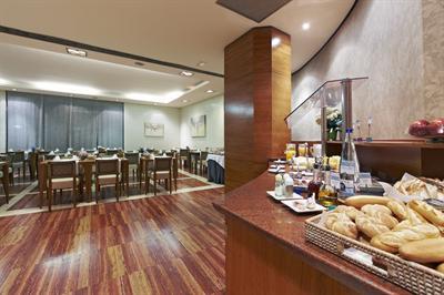 фото отеля Hotel Eurostars Mitre