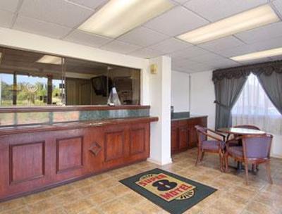 фото отеля Super 8 Greensboro