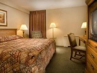 Pear Tree Inn Overland Park