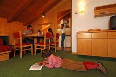 фото отеля Ambiez Residencehotel Pinzolo