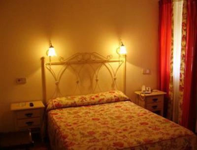 фото отеля Castilla Hostel Aranjuez
