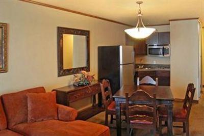 фото отеля Oxford Suites Chico