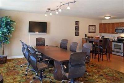 фото отеля Oxford Suites Chico