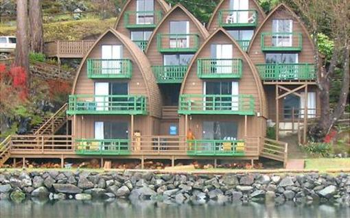 фото отеля Seascape Waterfront Resort
