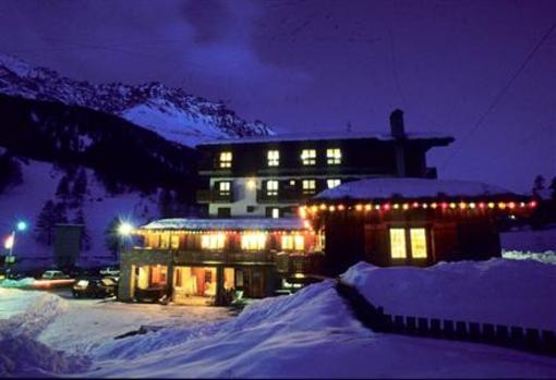 фото отеля Hotel Granta Parey
