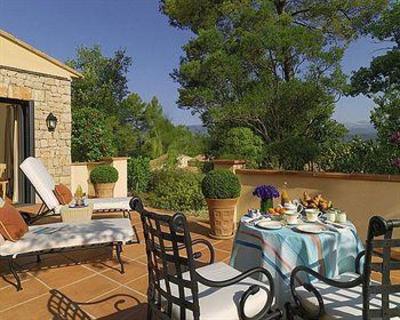 фото отеля Four Seasons Resort Provence at Terre Blanche