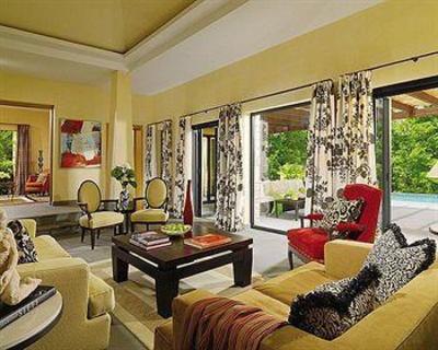 фото отеля Four Seasons Resort Provence at Terre Blanche