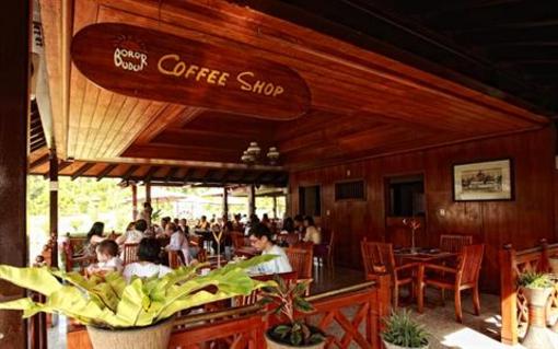фото отеля Manohara Hotel Magelang