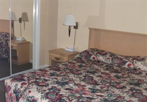 фото отеля Tri-Valley Inn & Suites