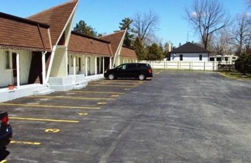 фото отеля Twin Peaks Motel