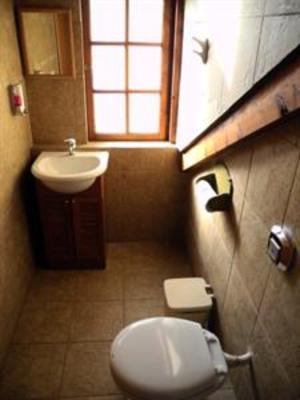 фото отеля Periko´s Youth Hostel
