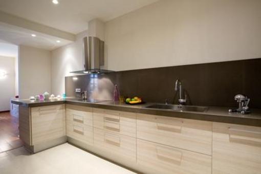 фото отеля L.i.Bcn Ramblas Miro Apartment