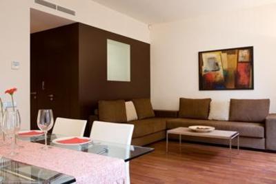 фото отеля L.i.Bcn Ramblas Miro Apartment