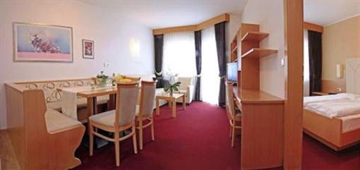фото отеля Residence Hirzer Tirolo